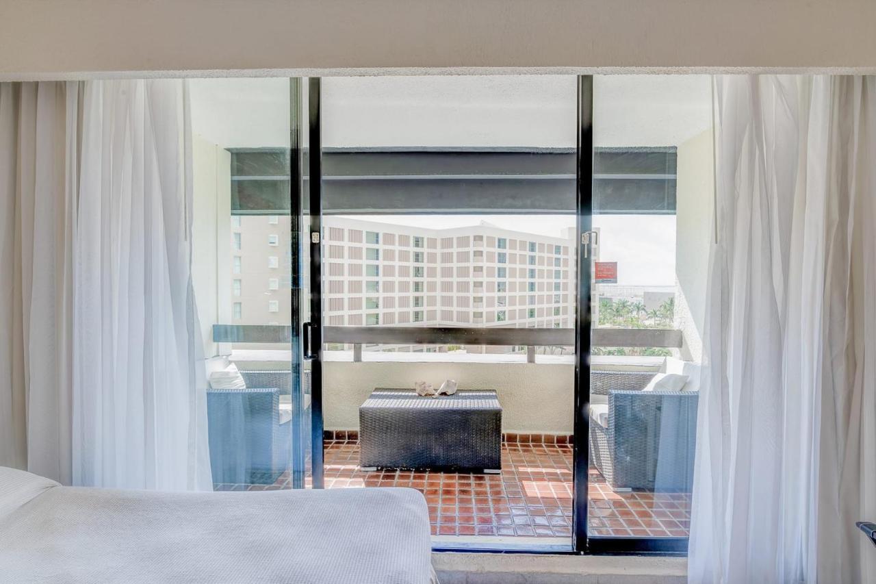 Condos In Prime Cancun Location Plus 3 Pools ภายนอก รูปภาพ