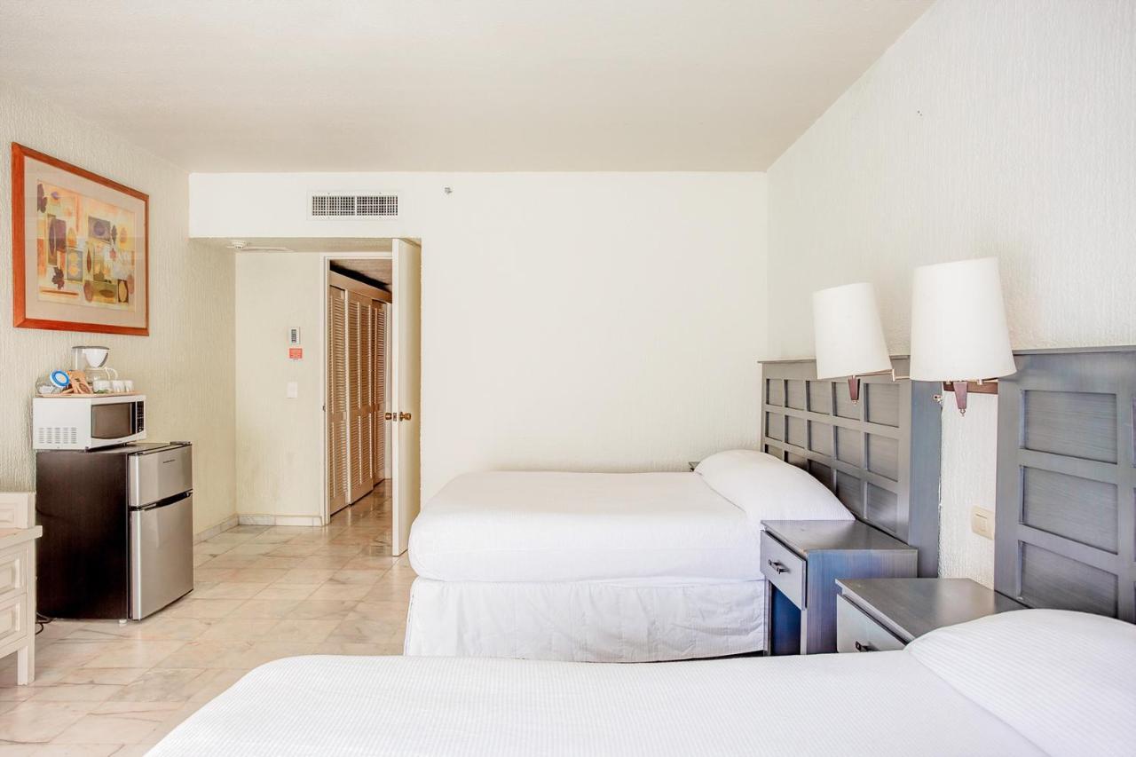 Condos In Prime Cancun Location Plus 3 Pools ภายนอก รูปภาพ