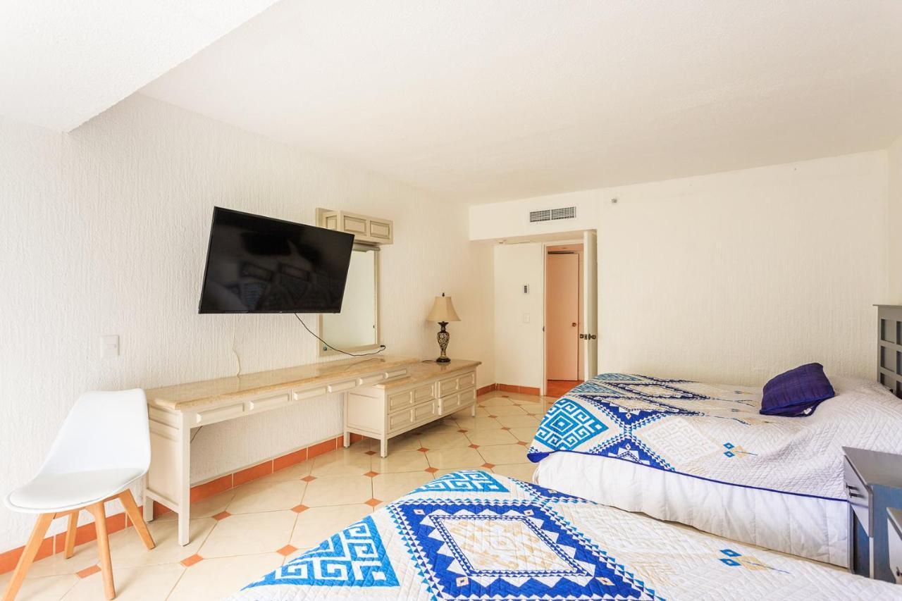 Condos In Prime Cancun Location Plus 3 Pools ภายนอก รูปภาพ